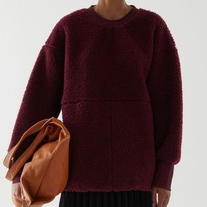 COS DESIGNER Oversized Teddy Fleece Wool-mix Sweatshirt In burgundy